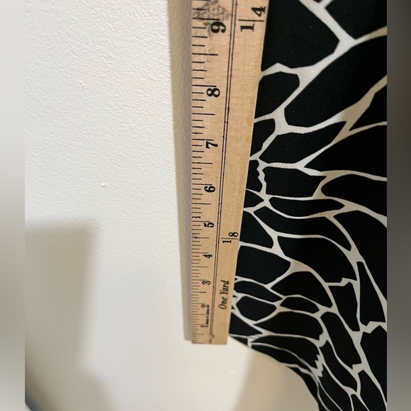 Denver Hayes XS Stretchy Dress Built In Bra Animal Print Black and White - Picture 7 of 15